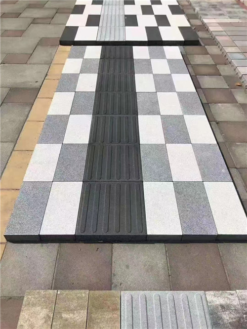 PC仿石透水砖